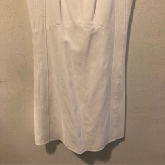 Chloé White V-Neck Mini Dress - Picture 7 of 10